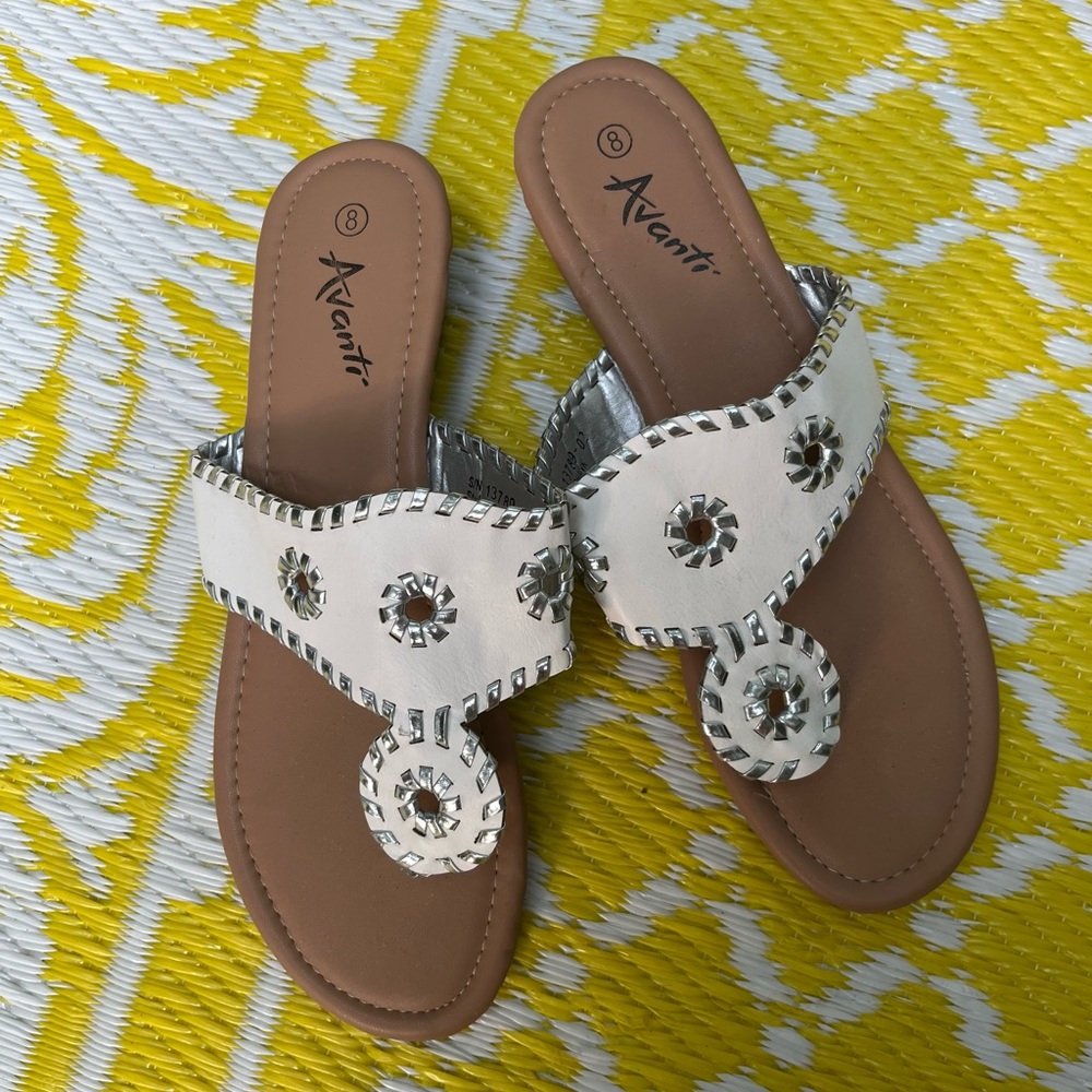 Jack Rogers Wanna Be 😉 White Thong Sandal, Size 8, New!